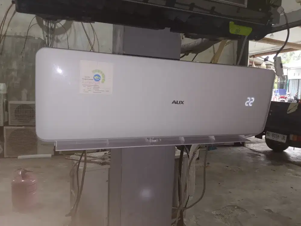AC AUX ½PK Lowwatt