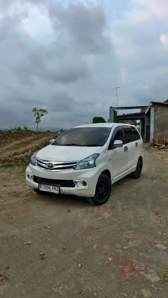 Avanza G 2012 Manual Putih