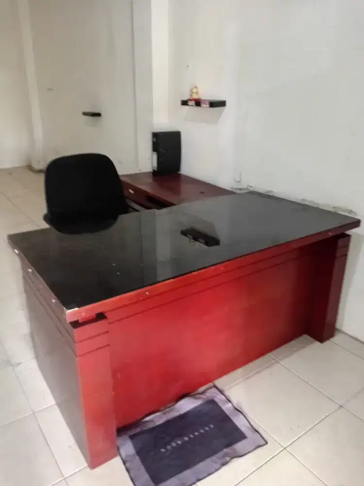 Jual cepat meja kantor dan sofa kayu jati