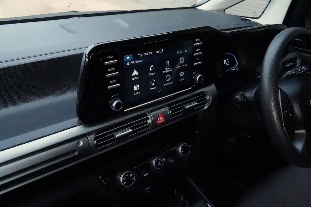 HYUNDAI STARGAZER ESSENTIAL IVT - CAPTAIN SEAT - Kondisi TANPA PR !
