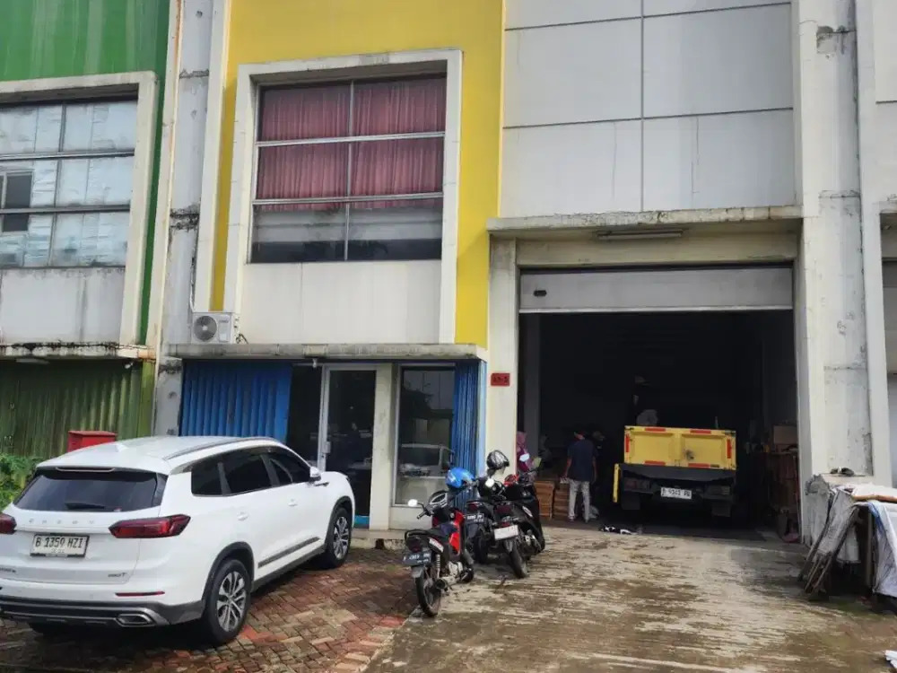 Gudang Di Kawasan Industri Manis Komplek Pergudangan 3 Multigudang