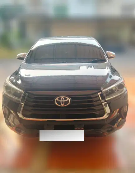 Mobil INNOVA Zenix