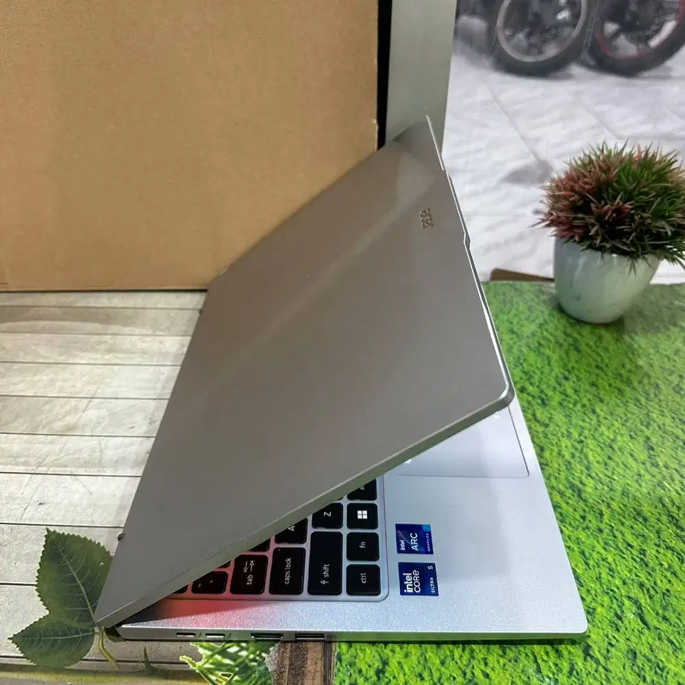 Acer Swift Go 14 SFG14 Core Ultra 5 125H 16GB 512GB 14IPS Windows 11
