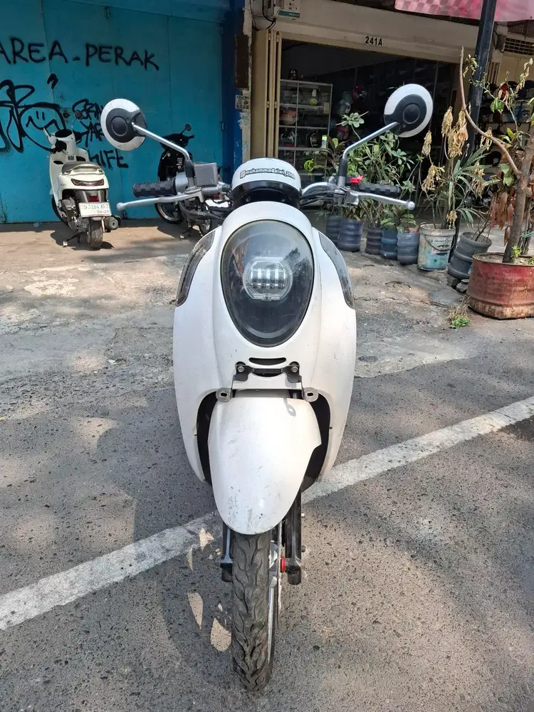 Honda Scoopy 2016 Putih/ jual sesuai kondisi foto