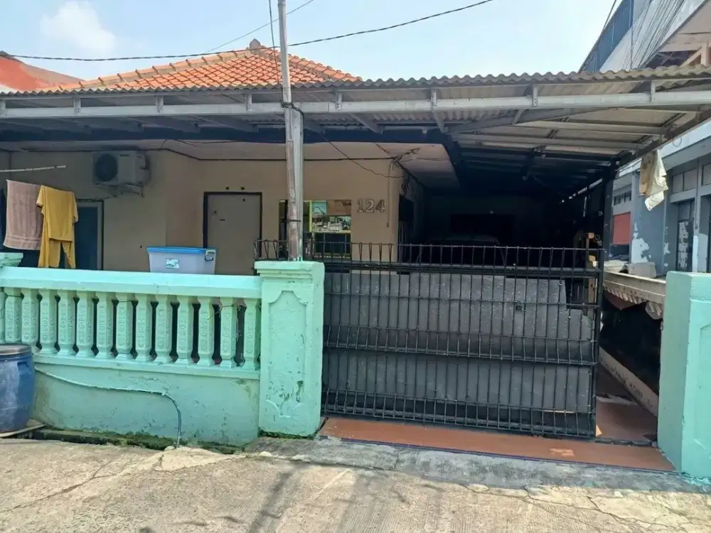 DIJUAL RUMAH LUAS DAN STRATEGIS DI PERUMNAS 1 BEKASI BARAT