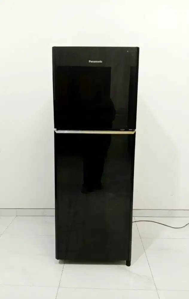 Kulkas 2 Pintu merk Panasonic tanpa bunga es murah bandung