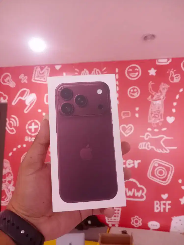 IPHONE 18 PRO 256 BURGUNDI PROMO CICILAN 0 CUKUP MODAL KTP