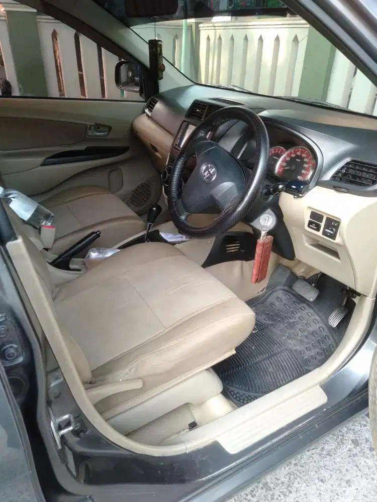 Toyota Avanza 2012 Bensin