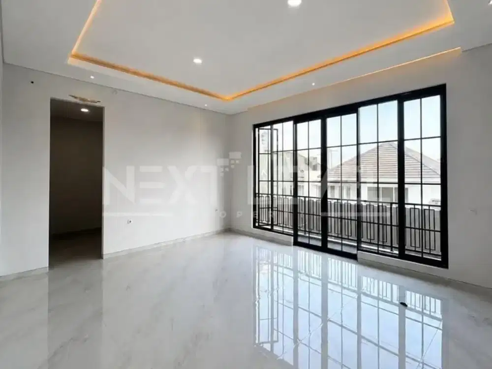 Dijual Rumah American Style Royal Residence Minimalis Strategis Huni