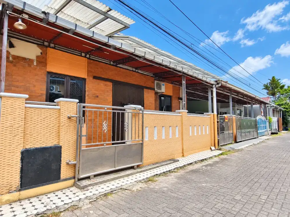Rumah Bagus Dekat Taman Kota Purwokerto