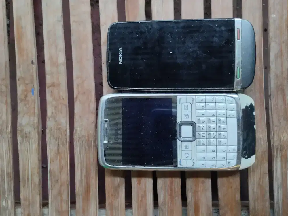 Hp nokia jadul kondisi lihat foto