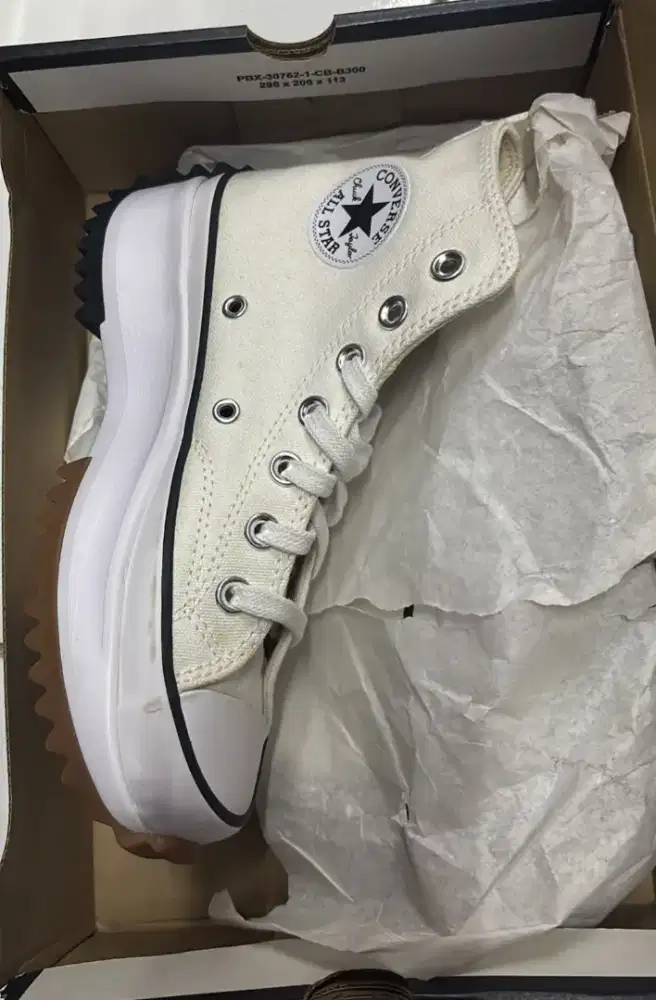 Converse Star Hike HI White UK 25
