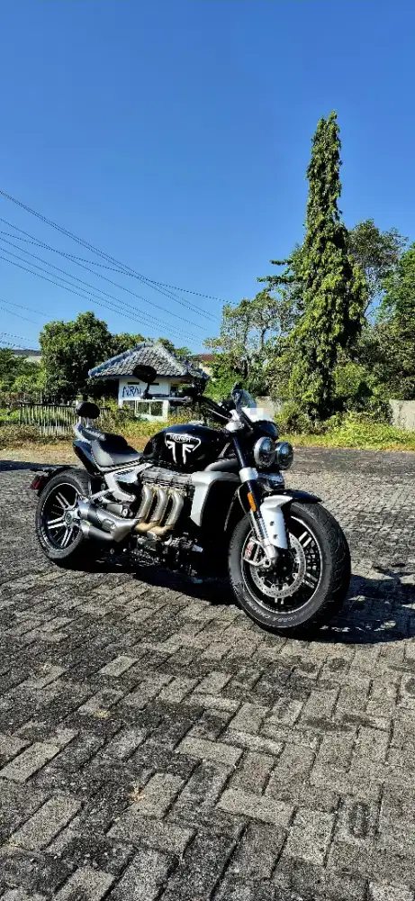 Km 3 rb  Triumph Rocket 3 GT 2500cc