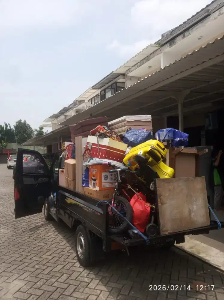 Jasa sewa mobil pickup losbak untuk pindahan rumah