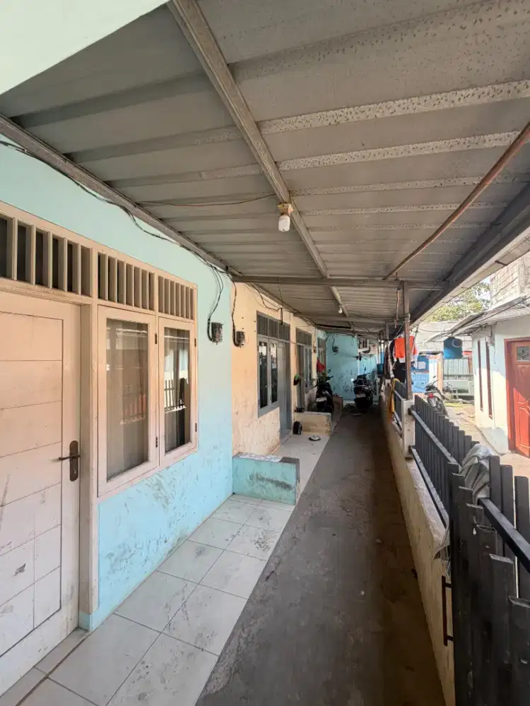 DIJUAL 3 KONTRAKAN AKTIF + 1 RUMAH SEMI
