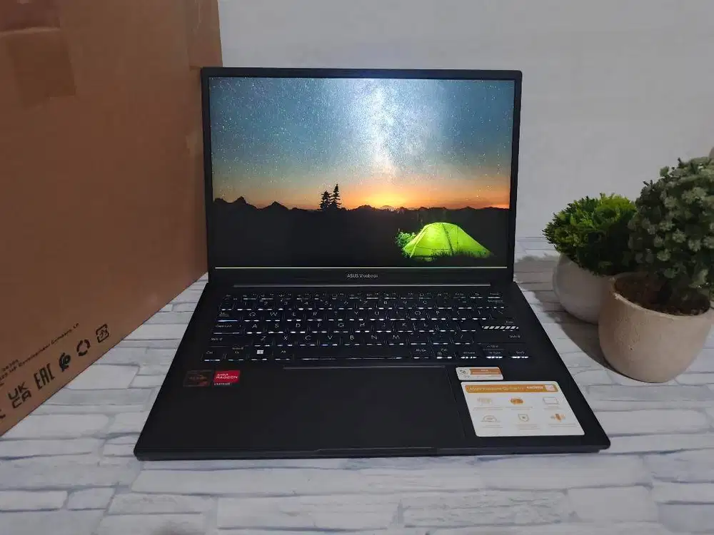 DESAIN RINGKAS, SPEK MANTAP! ASUS VIVOBOOK M1405YA LAYAR 14 INCH FHD