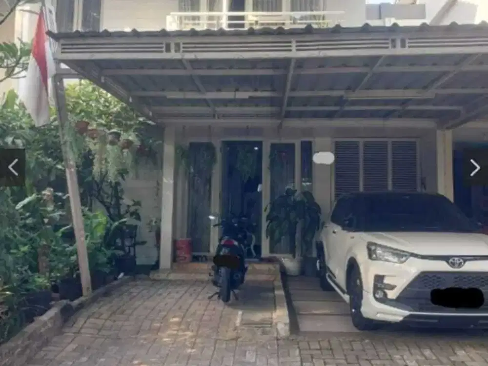 Rumah Cantik Rapih Siap Huni view danau di Citra Gran Cibubur