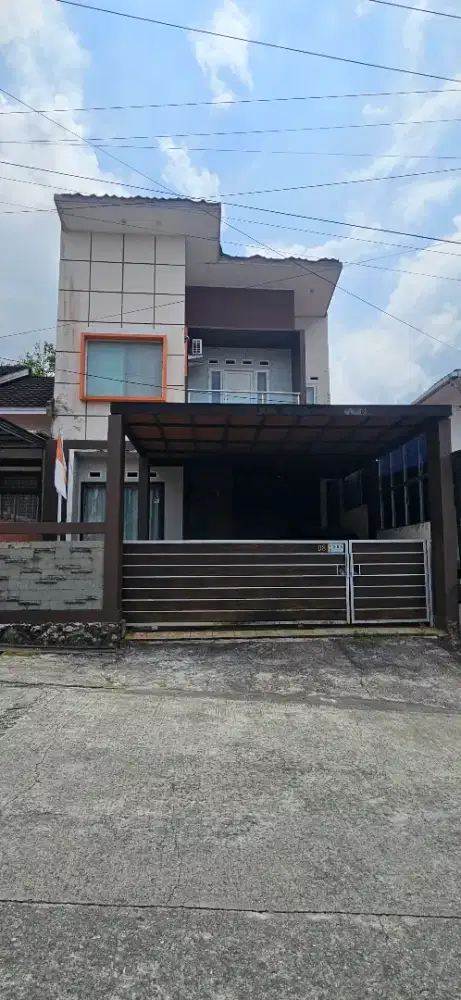 Jual Cepat Rumah 2 Lantai Kp Timur