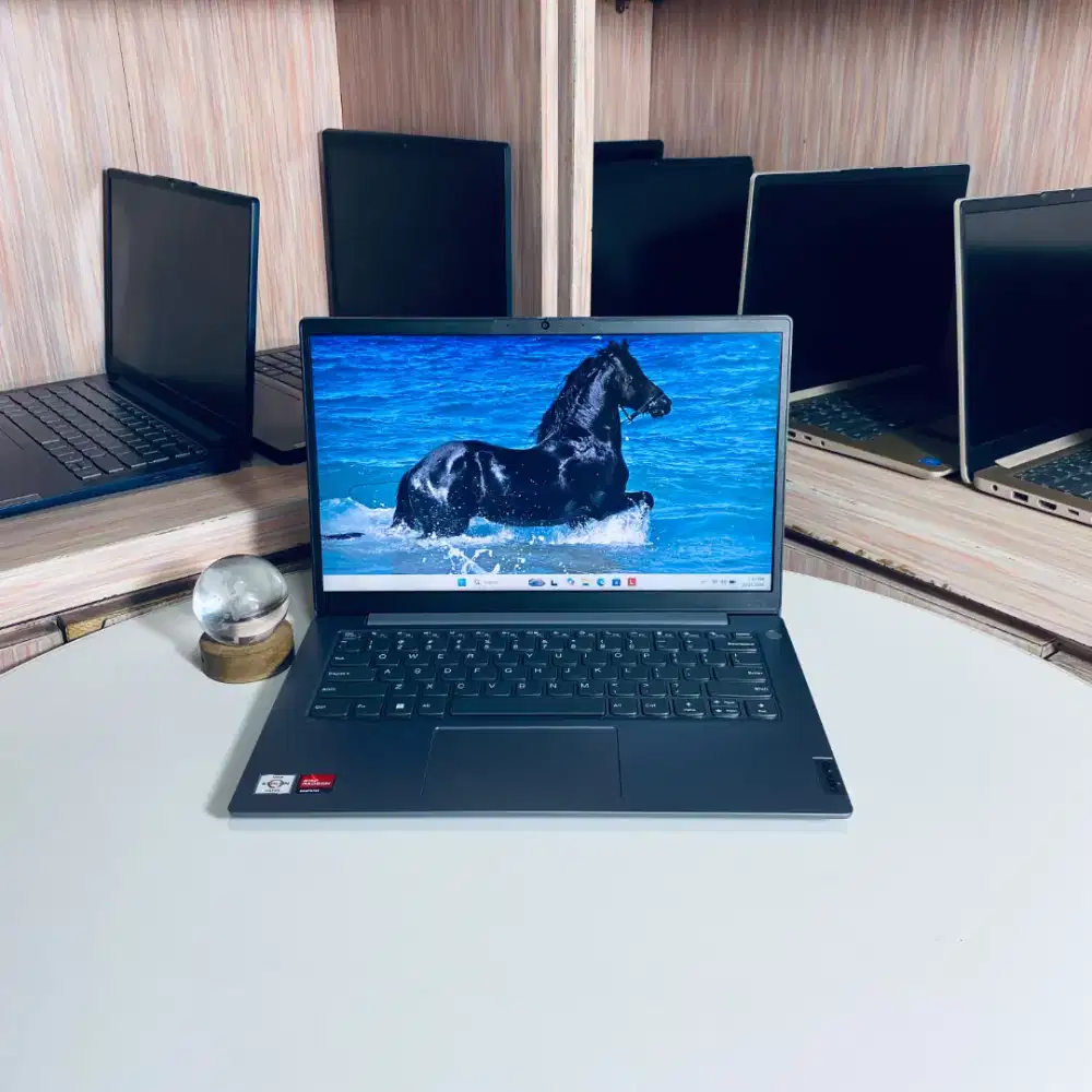LAPTOP LENOVO V14 G4 AMN|ATHLON SILVER|8GB|256GB