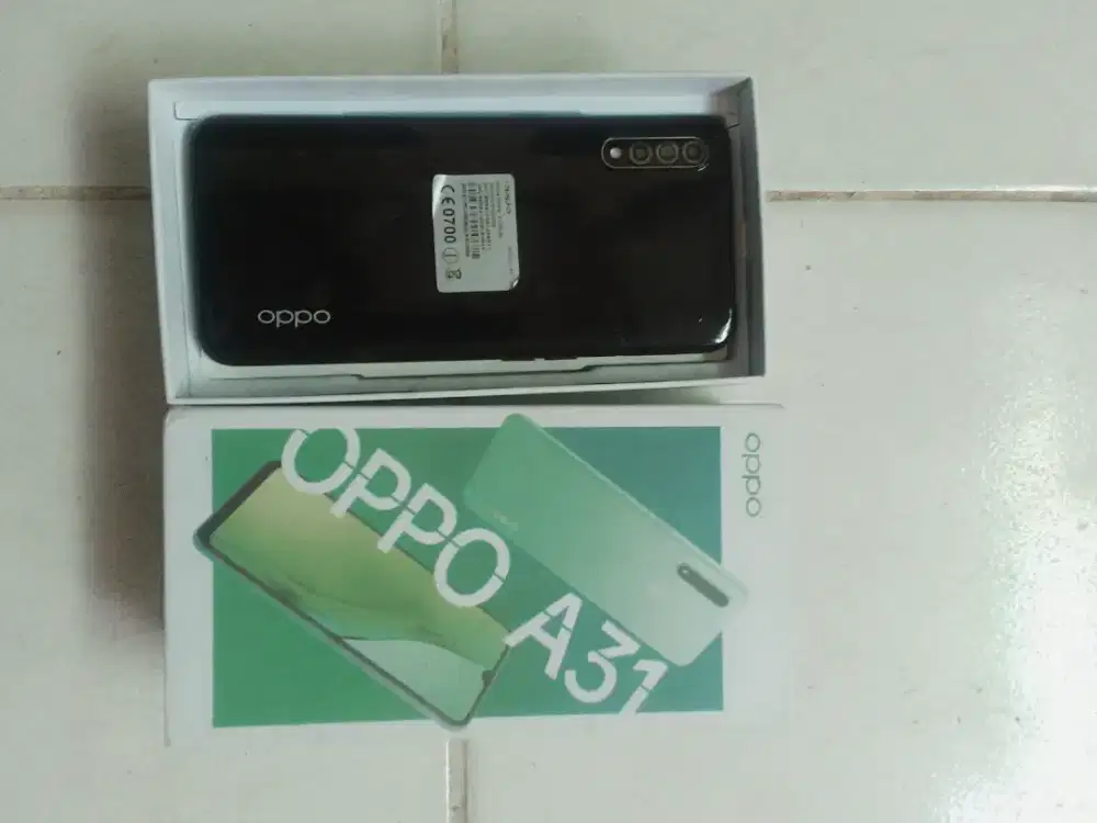 Oppo A31 Ram 8 Batangan+Dus