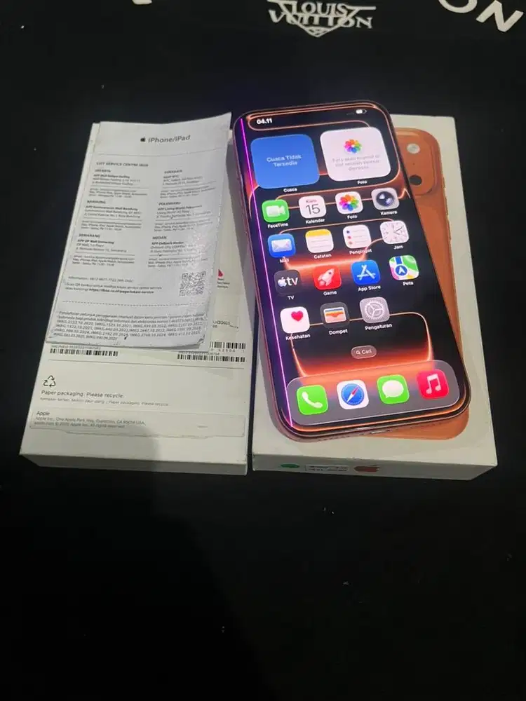 Iphone 17 promax 256GB fullset minus layar garis tapi normal semua