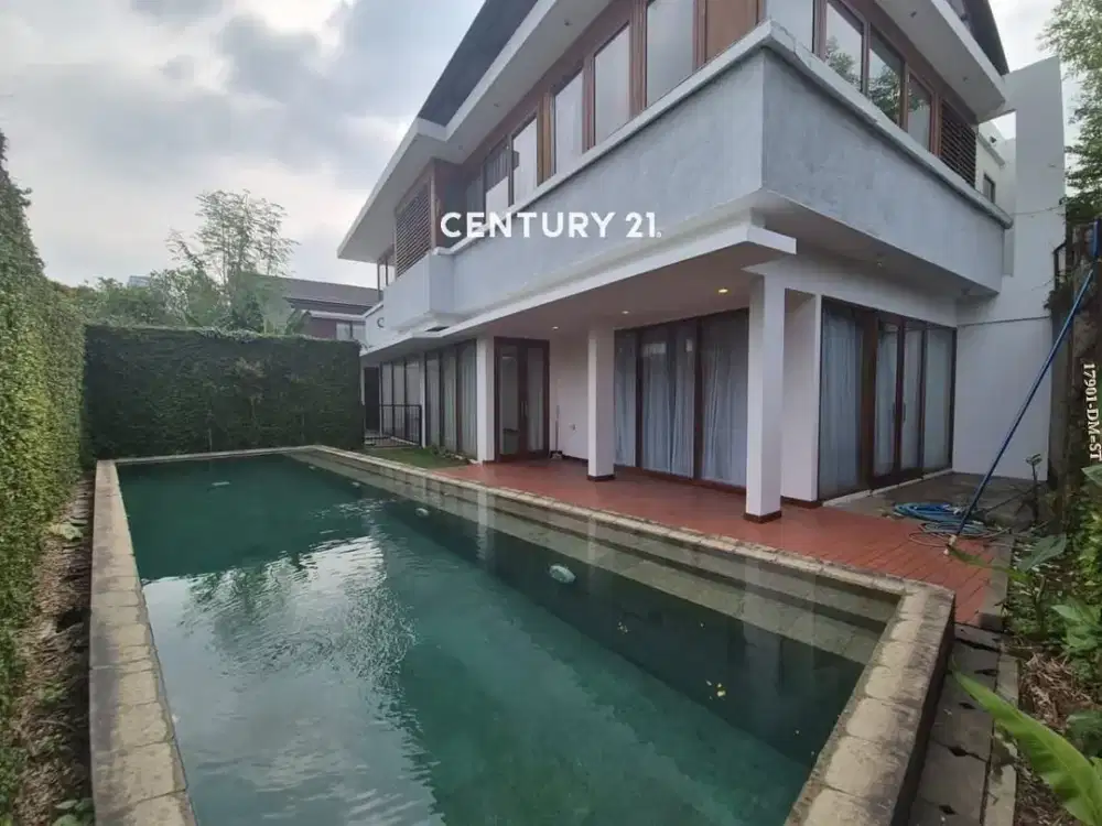 Disewakan Rumah Dengan Private Pool Di Townhouse Kemang Jaksel