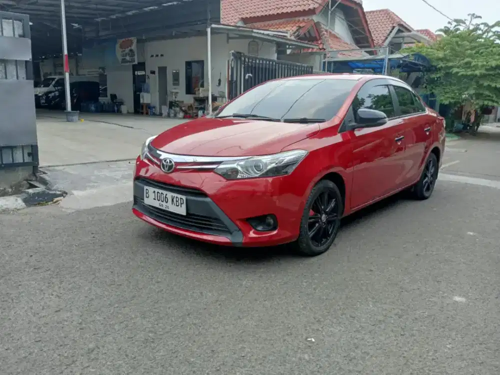 TDP 5 JUTA Toyota Vios G AT 2014 Merah