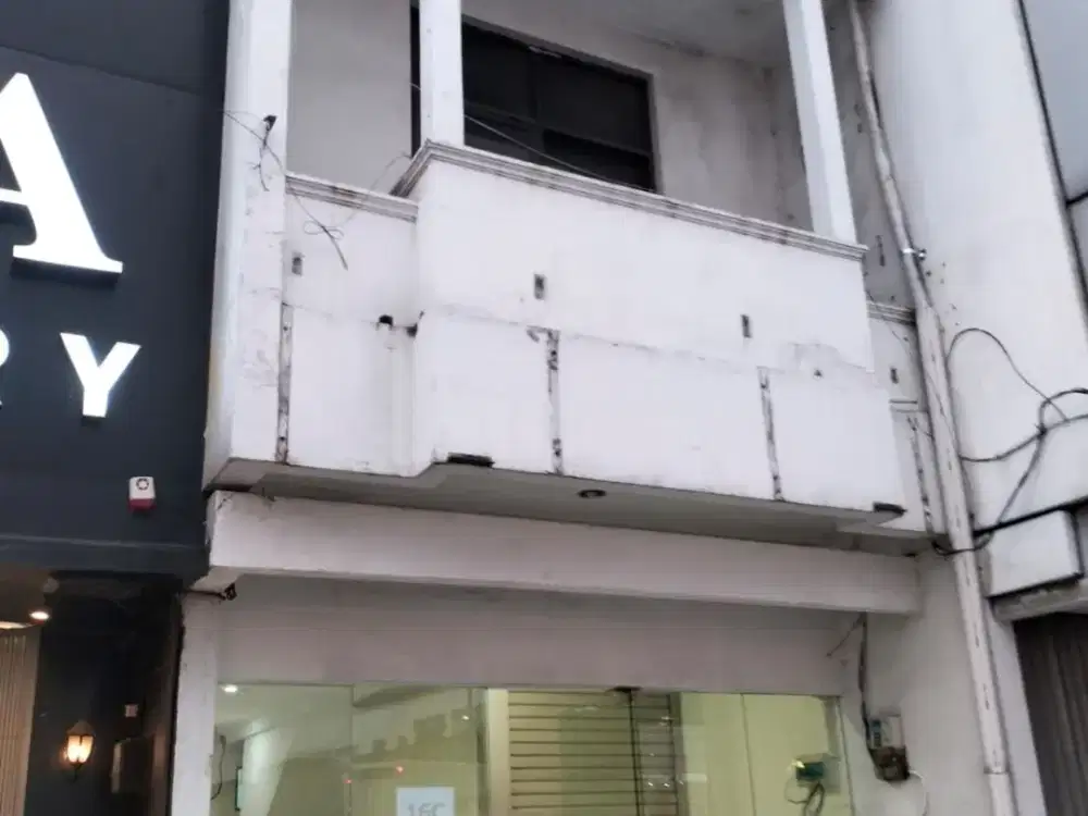 TERMURAH DISEWAKAN RUKO 2 LANTAI SIAP PAKAI COCOK UNTUK USAHA LOKASI DI MAINROAD KOPO BIHBUL BANDUNG