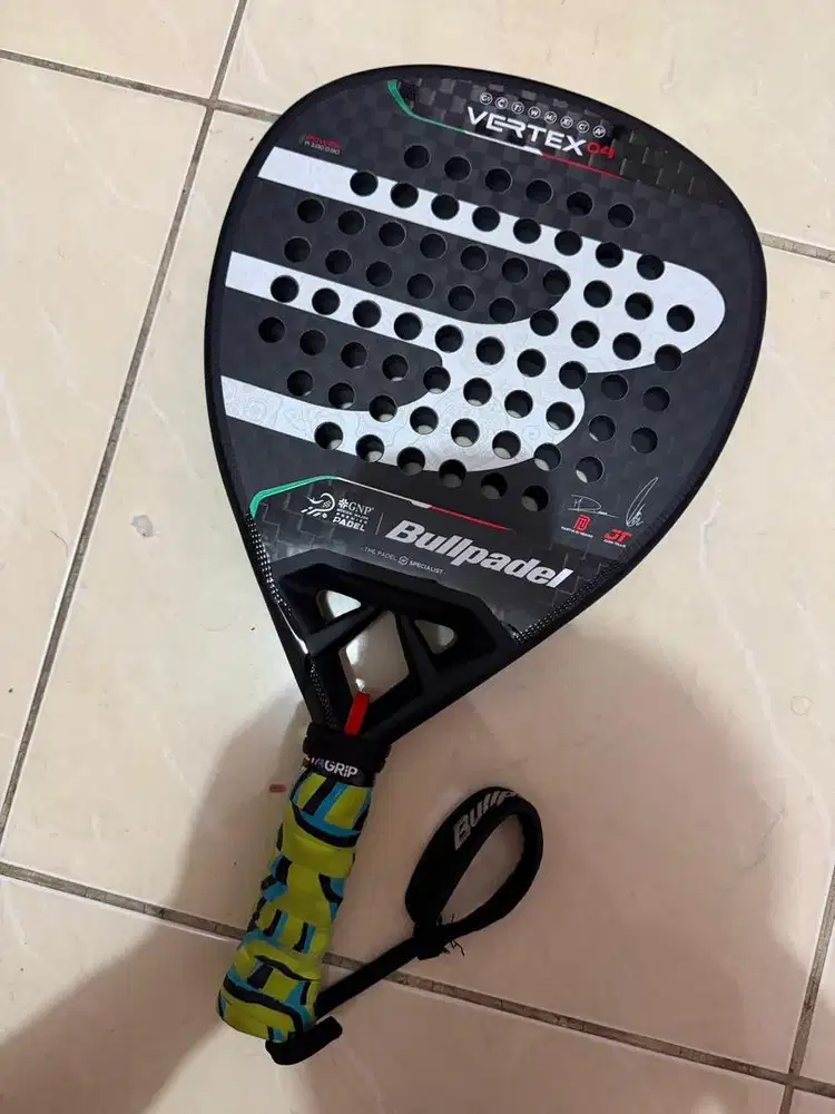 Raket Padel Bullpadel Vertex04 Mexico Limited