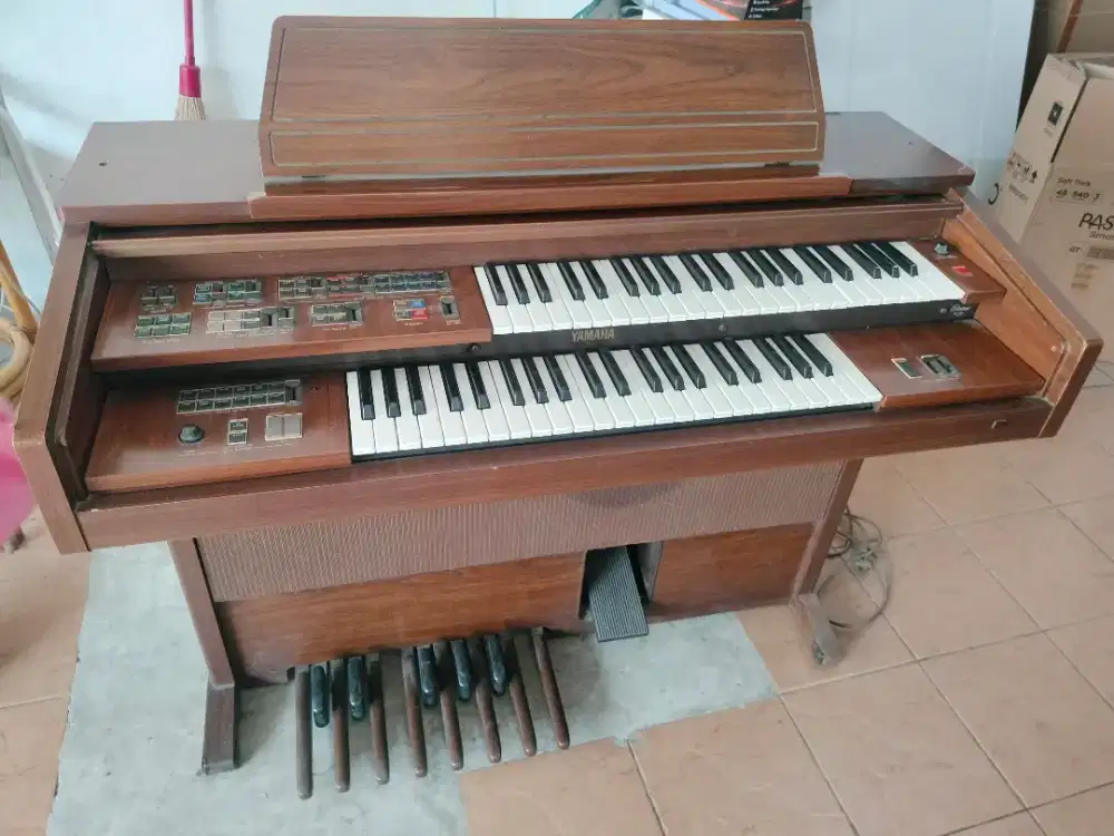 Organ Yamaha Electone