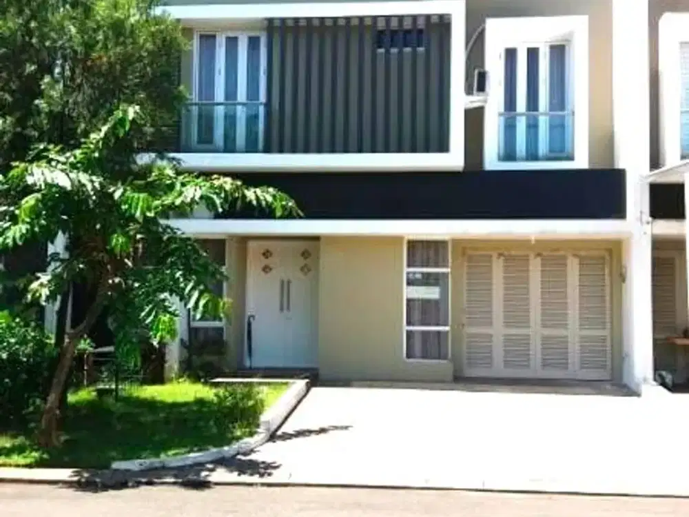 Rumah Hadap Barat SHM Lebar 10 - San Lorenzo Gading Serpong, Tangerang