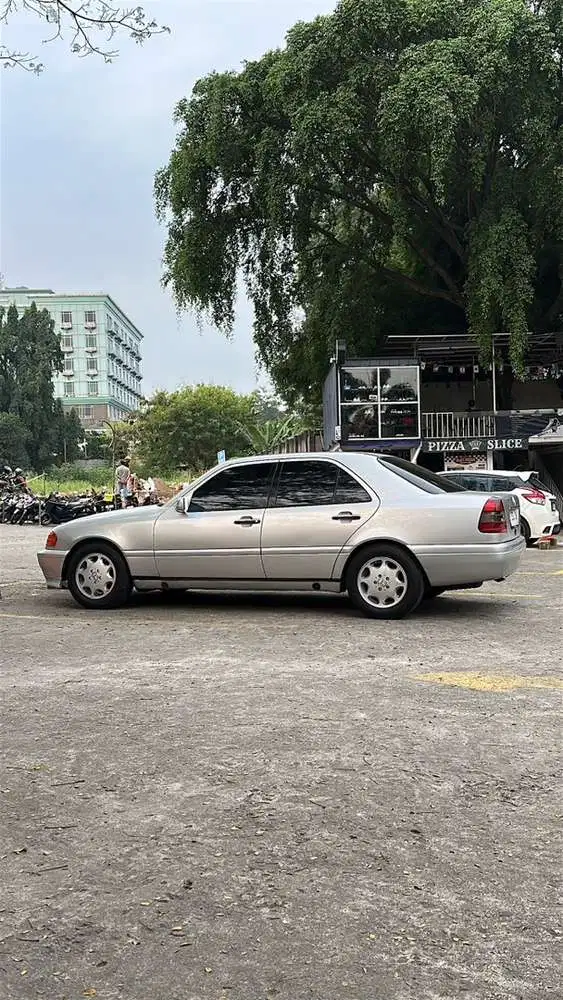 Mercedes-Benz C200 1995 Bensin