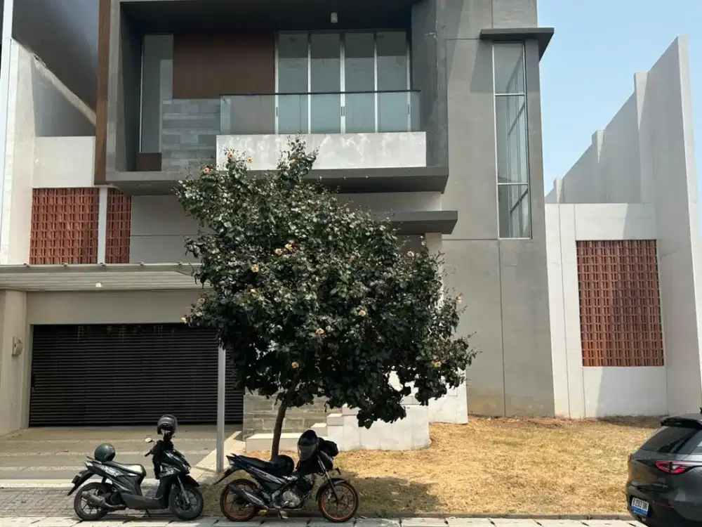 Rumah Pantai Bukit Villa PIK2 Standart Developer Brand New 2.5 Lantai