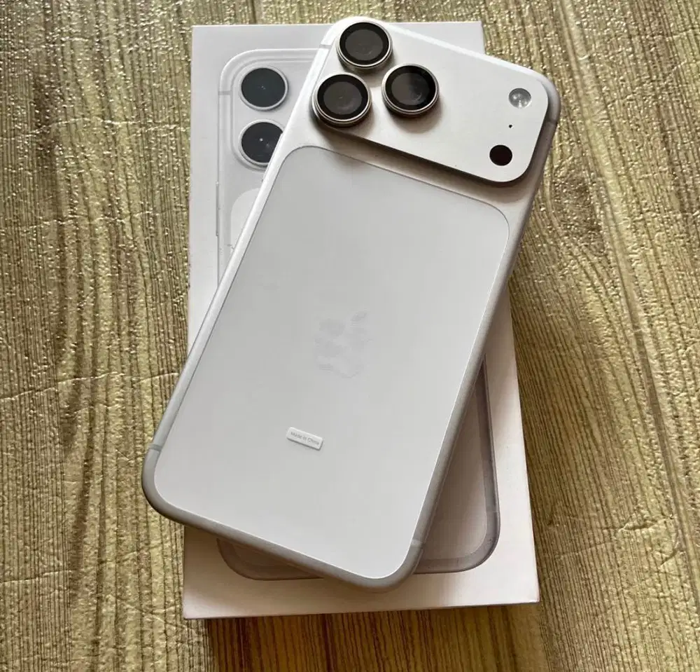 iPhone 17 Pro Max 256GB Garansi iBox ON Desember 2026 BH 95%