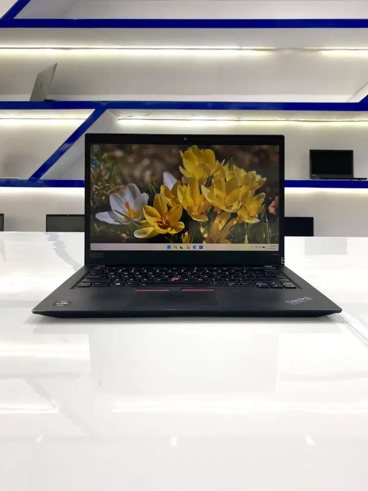 Lenovo ThinkPad T495s Slim Ryzen 7 PRO 3700U RAM 16GB SSD 512GB Vega 1