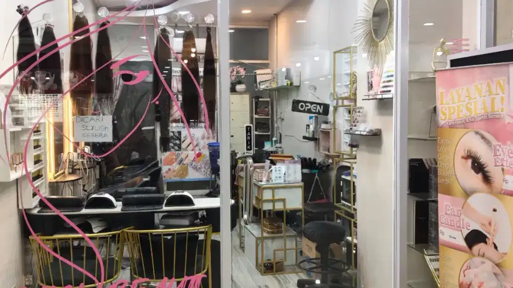 OVER KONTRAK SALON KECANTIKAN MALL SEASON CITY-90JT