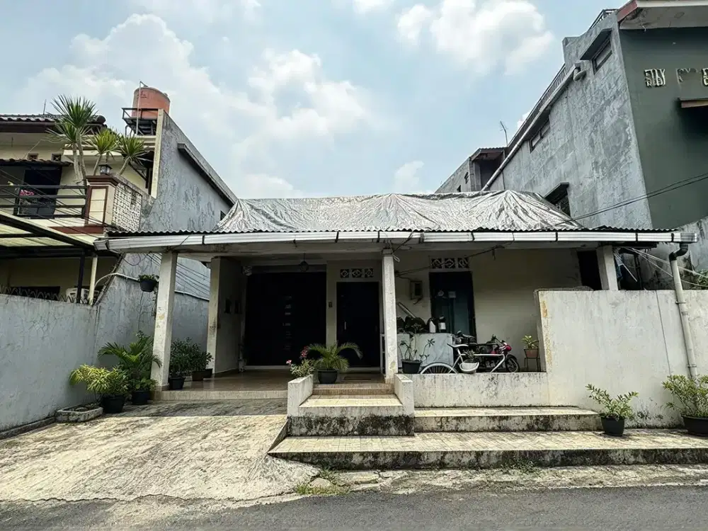 Rumah Cipete Utara Jakarta Bangunan Lama Jalan Depan Setara 3 Mobil