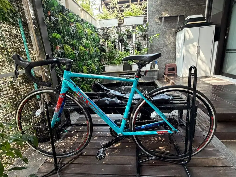 ROAD BIKE POLYGON STRATTOS S2 SIZE M