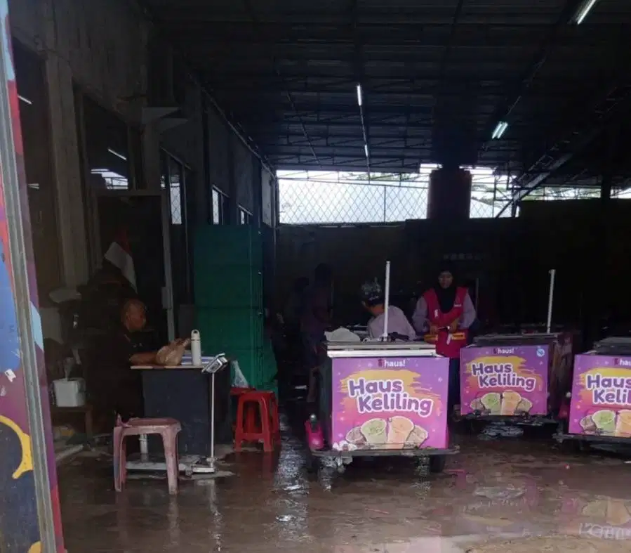 LOKER RIDER HULING (HAUS KELILING)
