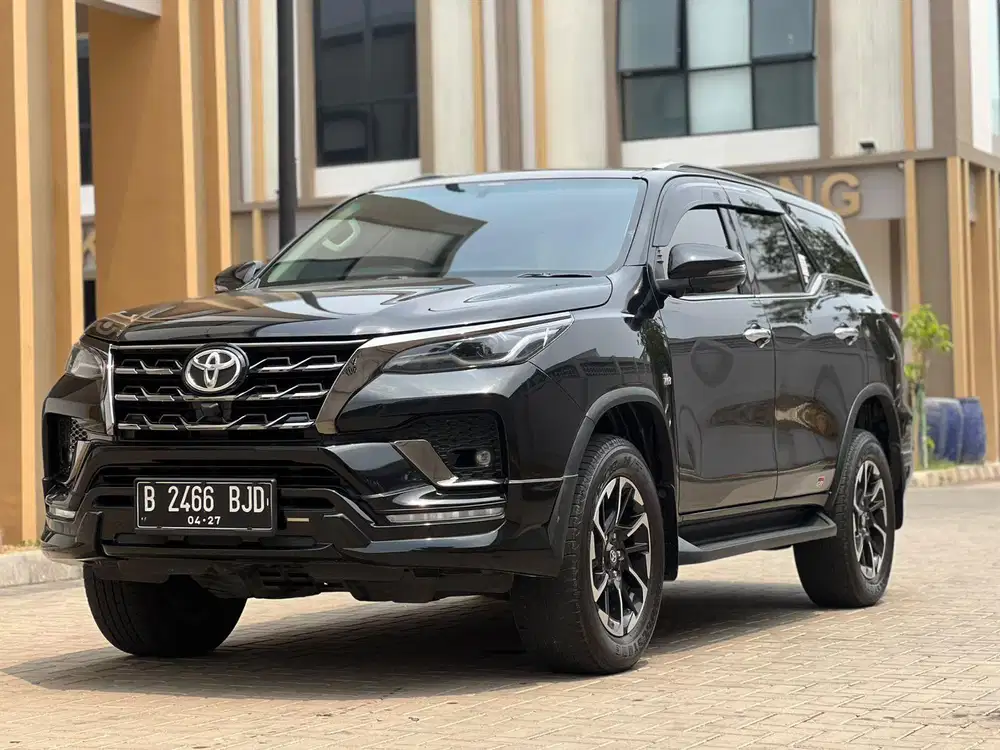 Toyota Fortuner SRZ 2.7 GR AT Bensin 2022 Pajak Panjang