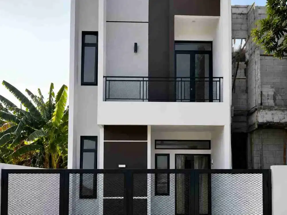 Rumah Cantik 2 lantai di tengah Kota Bekasi