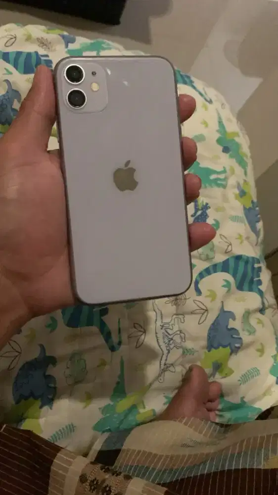 Iphpne 11 64gb muluz