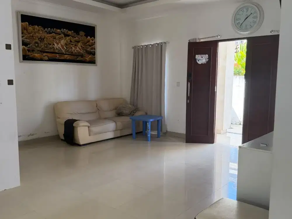 DIJUAL / DISEWAKAN – RUMAH DI PERUMAHAN AREA TAMAN GIRI MUMBUL