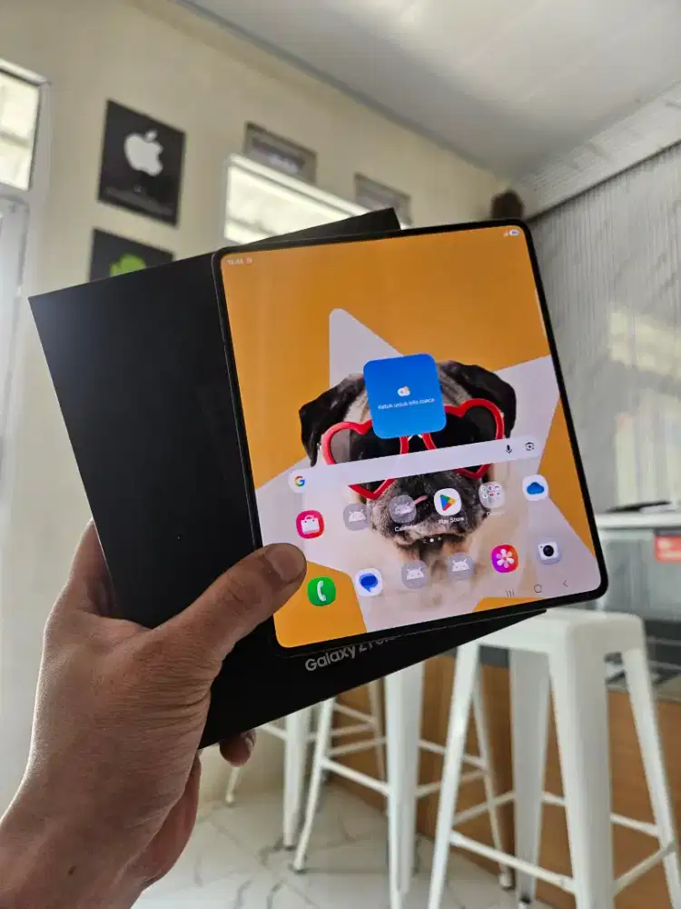 Samsung Z Fold 5 512gb Phantomblack Ex.SEIN (-wifi saja tdk bisa)