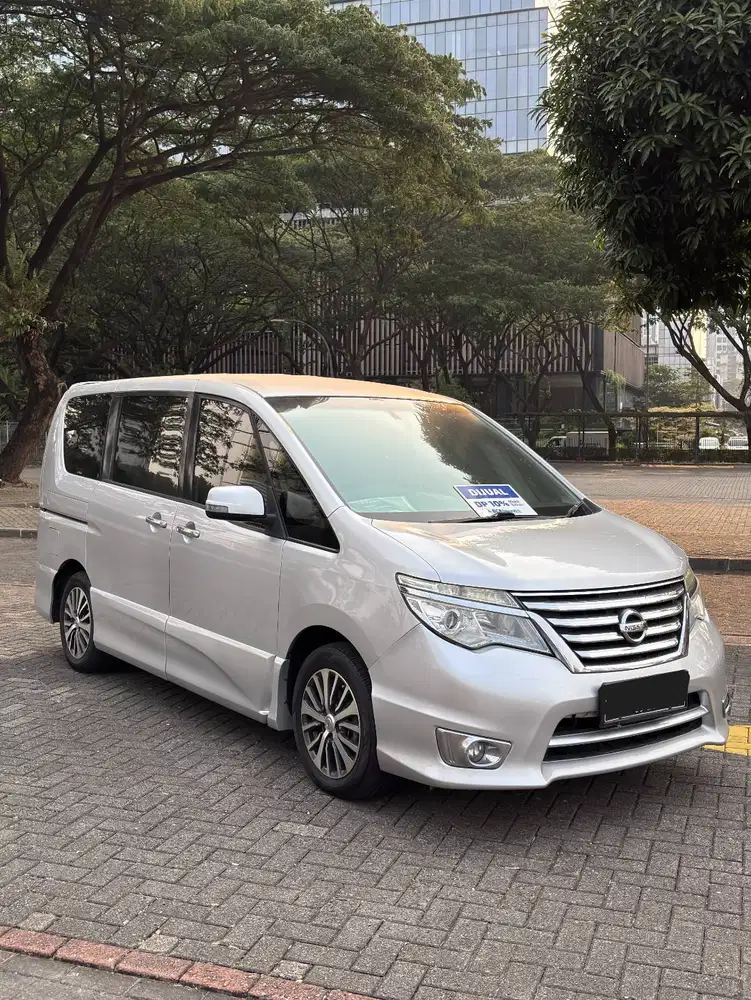 Nissan Serena 2.0 Highway Star AT Matic 2016 tdp 5 juta