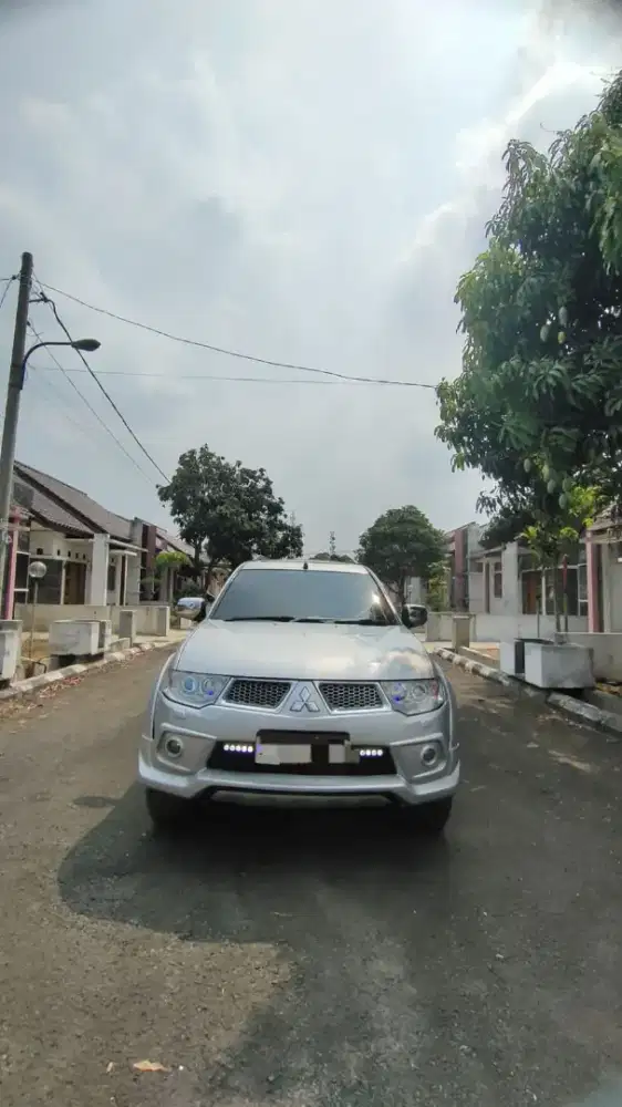 Pajero Sport Dakar 4x2 SUNROOF