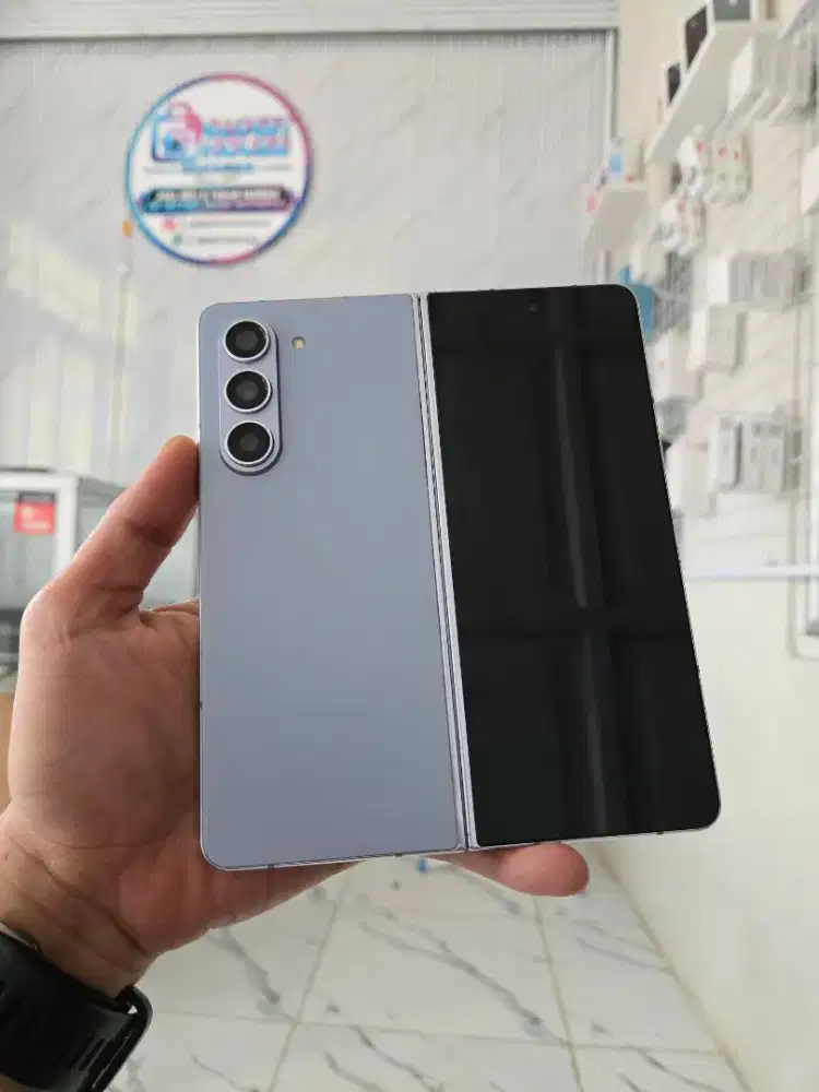JUAL MURAH Samsung Z Fold 5 512gb Icyblue Ex SEIN (-baca keterangan)
