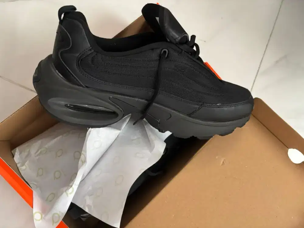 Nike Air Max Portal Black ukuran 44 ori baru