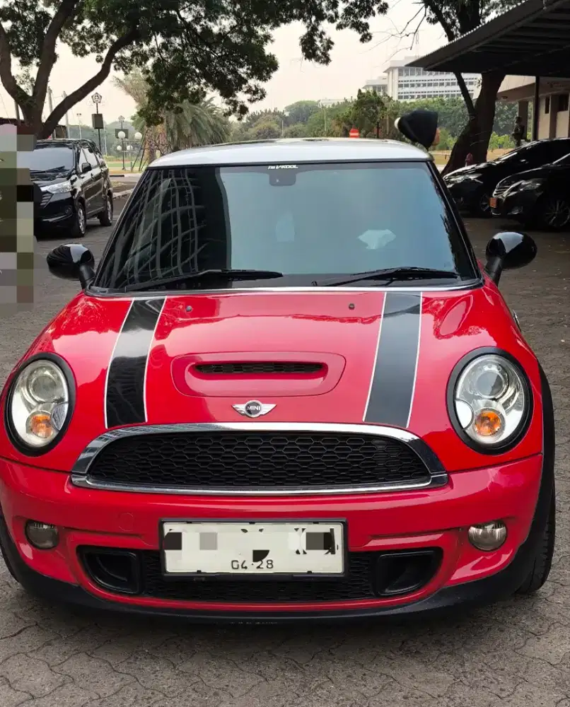 FOR SALE | MINI COOPER S 2011/2012 — RED ON BLACK