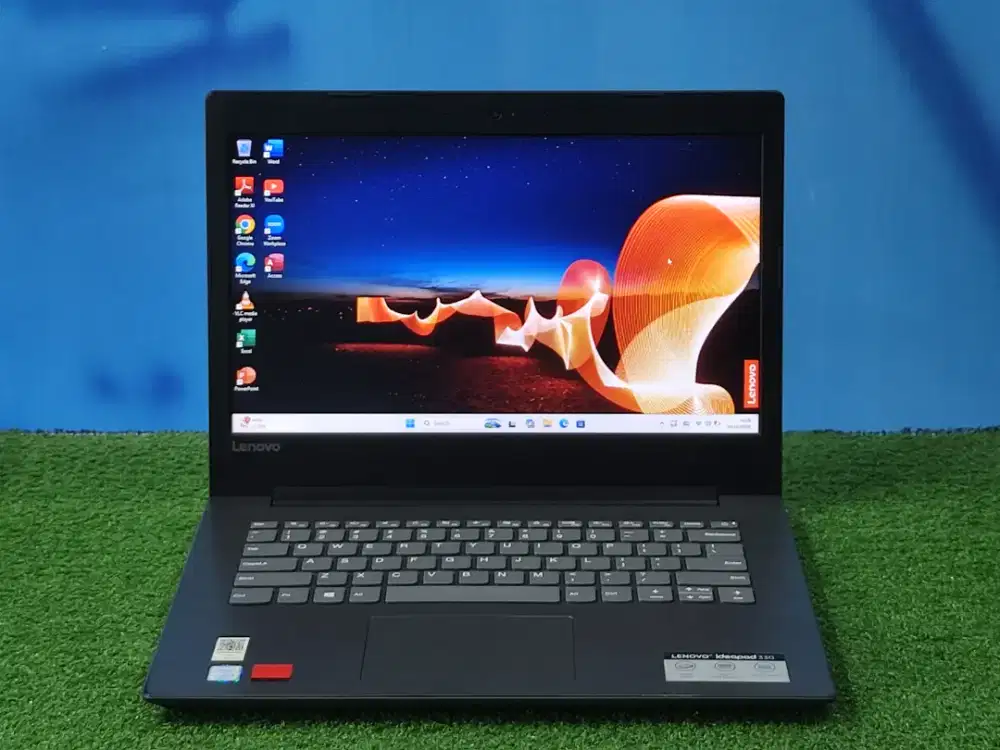 LENOVO IDEAPAD 330 CORE i5-8250U | RADEON 530 | RAM 8 GB | SSD 512 GB